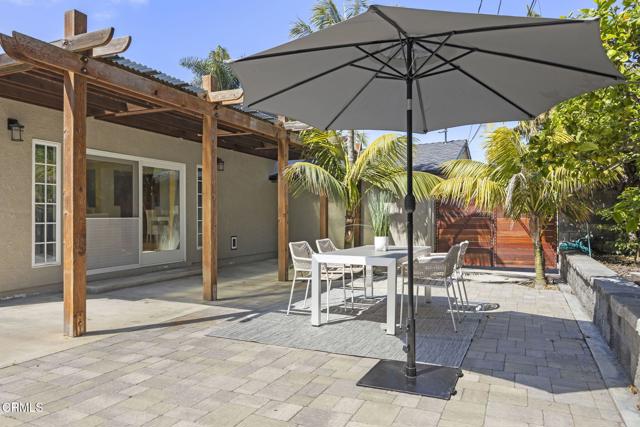 354 Arnett Avenue, Ventura CA: https://media.crmls.org/mediaz/67cb33ed-833c-4996-8a9d-b296bbf9b63e.jpg
