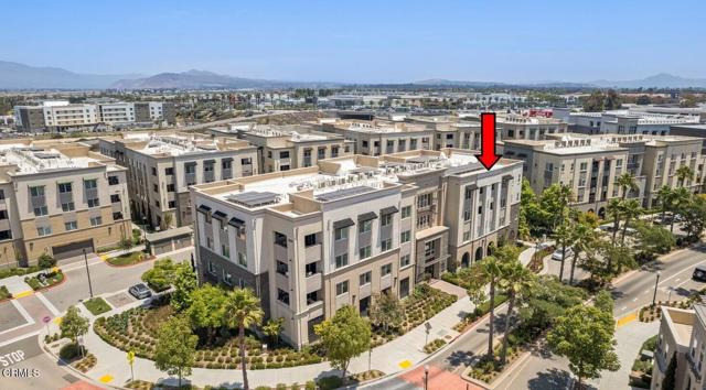 2870 Wagon Wheel Road, Oxnard CA: https://media.crmls.org/mediaz/67cb3fcf-5095-4c9c-ac43-b4862e101cd7.jpg