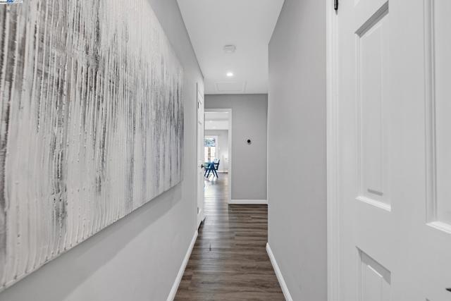 209 Mansfield Dr, South San Francisco CA: https://media.crmls.org/mediaz/67cbb97c-32d9-4716-b3d7-4418fd16886d.jpg