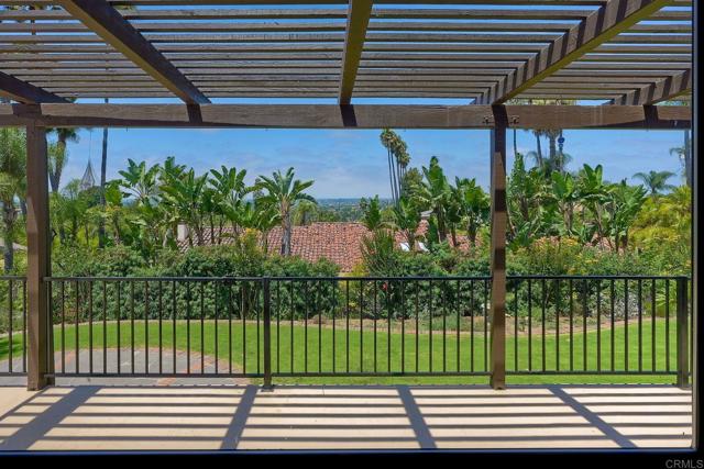 Detail Gallery Image 20 of 53 For 338 Skyline Dr, Vista,  CA 92084 - 4 Beds | 2 Baths