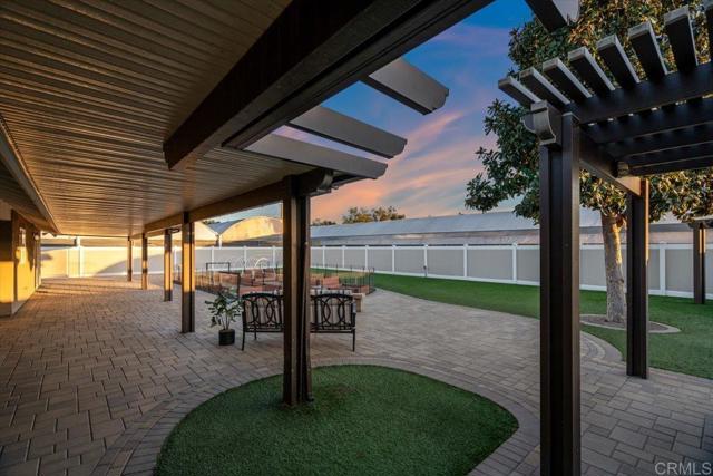 Detail Gallery Image 10 of 64 For 13815 Hilldale Rd, Valley Center,  CA 92082 - 5 Beds | 4/1 Baths