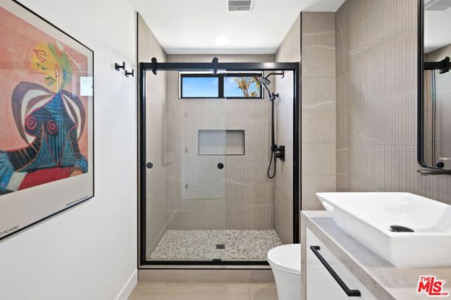 38306 Gazania Circle, Palm Desert CA: https://media.crmls.org/mediaz/67cef5aa-2768-4cc0-bc56-290f176ed7ea.jpg