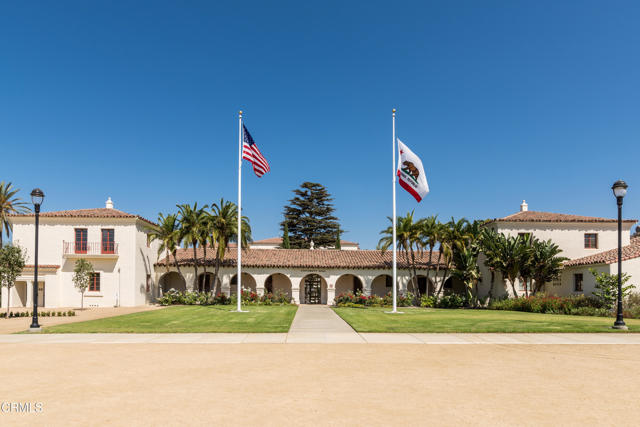 93 Flora Vista Avenue, Camarillo CA: https://media.crmls.org/mediaz/67d0b1ea-a3c9-4ce7-8f2e-00f76eac9cbd.jpg