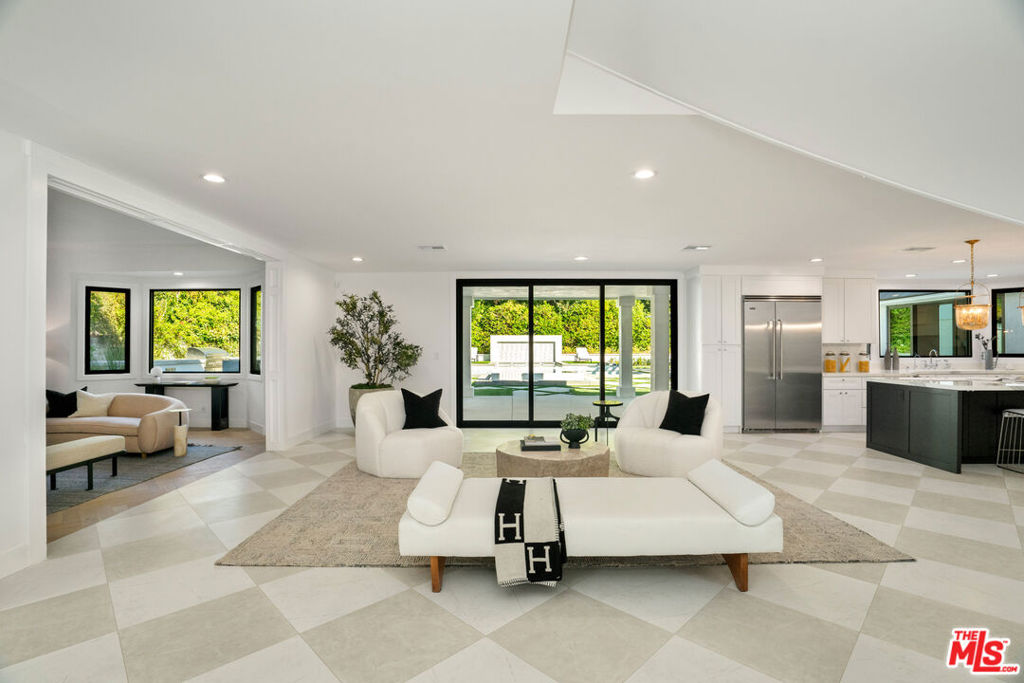 MLS #25545181 image #17