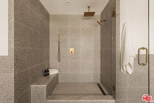 4626 Berryman Avenue, Culver City CA: https://media.crmls.org/mediaz/67d1a2ec-eff2-4aa5-8870-853d26ad8202.jpg