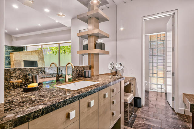 9 Rockcrest, Rancho Mirage CA: https://media.crmls.org/mediaz/67d20d40-8d6f-4f83-a699-70e0a5dc24ea.jpg