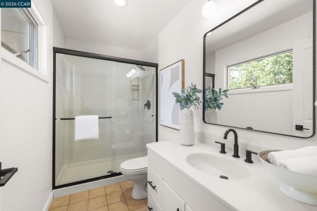 Image 13 of 31 For 2050 Blackwood Dr