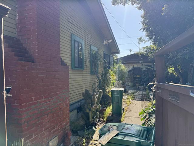 4457 4463 Texas St., San Diego CA: https://media.crmls.org/mediaz/67d2ba88-e42b-4716-a13a-3607608b9b37.jpg