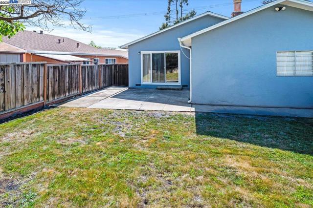4105 Heyer Ave, Castro Valley CA: https://media.crmls.org/mediaz/67d2dd99-8d30-4281-8157-f53db7eefd90.jpg