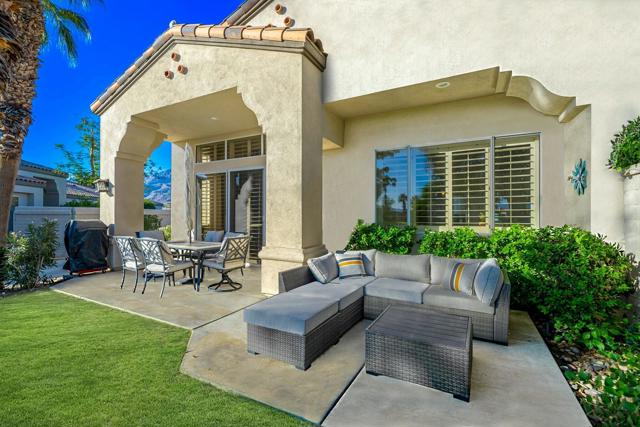 57916 Interlachen, La Quinta CA: https://media.crmls.org/mediaz/67d36b0d-e439-451a-8ec5-838c854ef67c.jpg