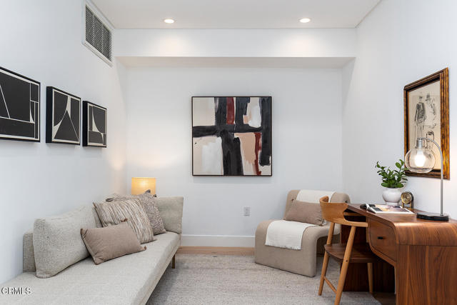 Detail Gallery Image 4 of 36 For 399 E Del Mar Bld #107,  Pasadena,  CA 91101 - 1 Beds | 1 Baths