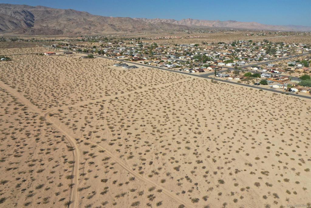 MLS #250043070SD image #11