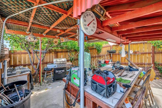 12004 06 Winter Gardens Dr, Lakeside CA: https://media.crmls.org/mediaz/67d50a6c-45e7-4d6f-8595-1a3f6c88a76b.jpg