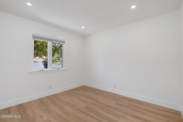 2257 Glastonbury Road, Westlake Village CA: https://media.crmls.org/mediaz/67d549a2-5553-4567-b0d9-c8804d752e67.jpg