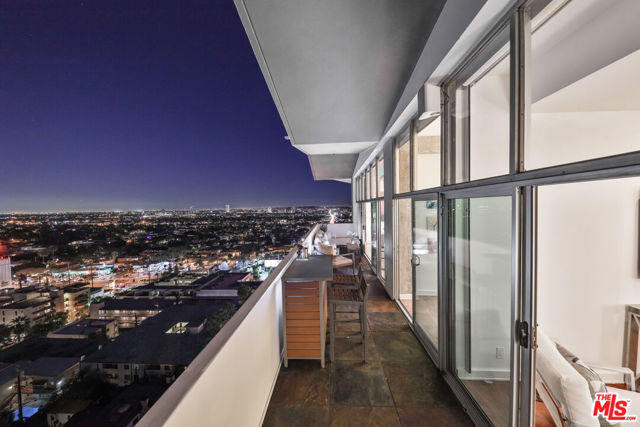 1155 North La Cienega Boulevard, PH8 photo 2