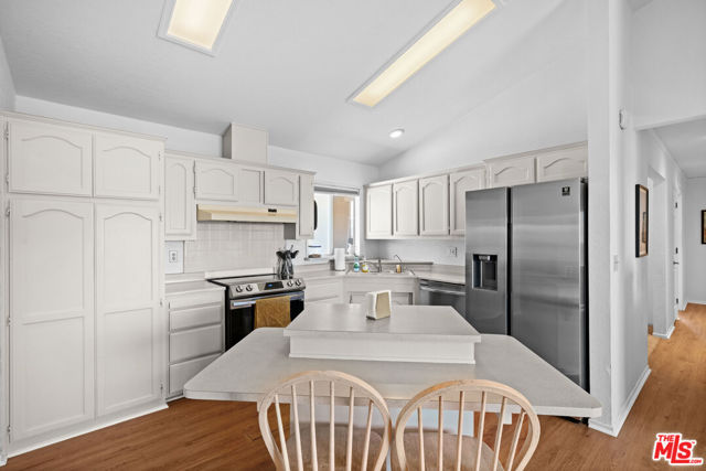1794 Rebel Road, Acton CA: https://media.crmls.org/mediaz/67d62412-8b78-48fd-bd9c-522030e39eb2.jpg