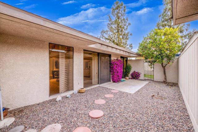 19 Colgate Drive, Rancho Mirage CA: https://media.crmls.org/mediaz/67d6dbb2-06da-4b78-bd9b-9f12618d274d.jpg
