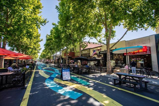 181 Centre Street, Mountain View CA: https://media.crmls.org/mediaz/67d72563-ac1b-495b-8eed-ea88661c8737.jpg