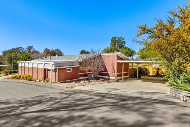 Detail Gallery Image 5 of 50 For 18218 Paradise Mountain Rd #81,  Valley Center,  CA 92082 - 2 Beds | 2 Baths