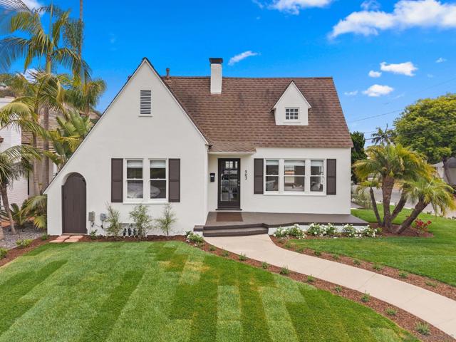 503 Rosemont St, La Jolla CA: https://media.crmls.org/mediaz/67d908ad-365f-4a2d-af19-09af8716ce76.jpg