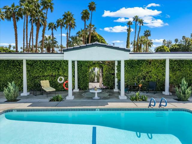 1595 S Indian Trail, Palm Springs CA: https://media.crmls.org/mediaz/67d92410-173c-4a82-9cd3-77fea603ad2d.jpg