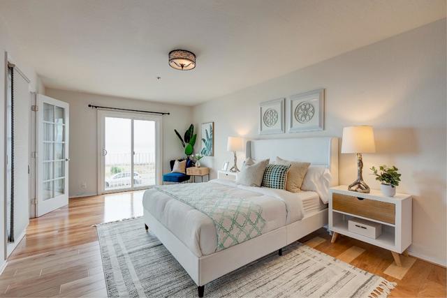 933 Shoreline Drive, Alameda CA: https://media.crmls.org/mediaz/67d961c8-1336-47cd-b2a7-3573889e3f7b.jpg