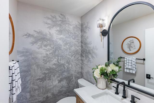 2083 Louise Lane, Los Altos CA: https://media.crmls.org/mediaz/67da84a3-f911-4423-be57-6efce6a9c1eb.jpg