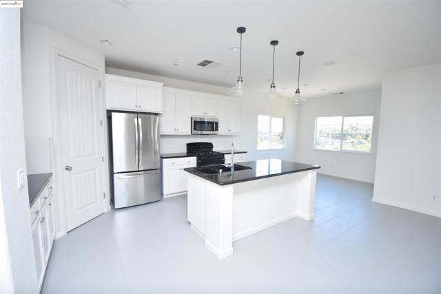 127 Delta Vista Ln, Pittsburg CA: https://media.crmls.org/mediaz/67daa0fb-a75c-479c-9ca5-0ef1f0dd4a23.jpg