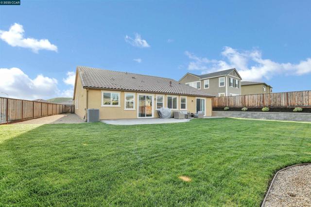 5420 Promontory Way, Antioch CA: https://media.crmls.org/mediaz/67daf827-6ba0-4416-9fa7-9bce3000ad49.jpg