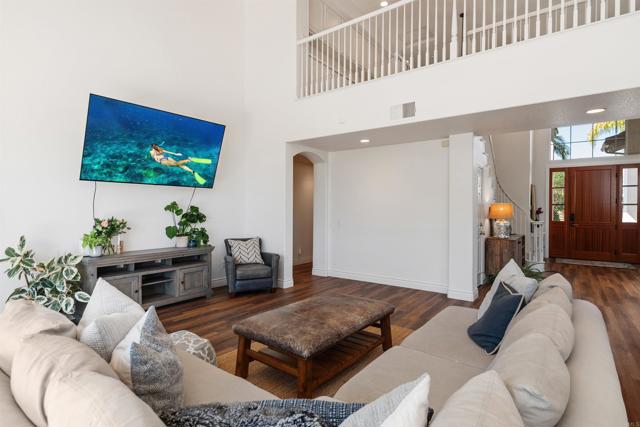 2034 Ridgecrest Place, Escondido CA: https://media.crmls.org/mediaz/67dca794-f63b-433d-bce4-0c6788262963.jpg