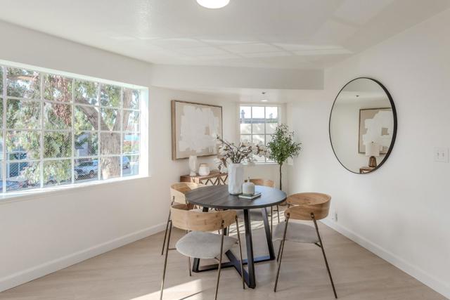 165 Forest Avenue, Palo Alto CA: https://media.crmls.org/mediaz/67deb428-329d-44e4-827e-e5106d7c4257.jpg