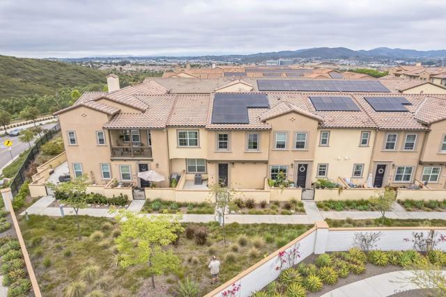 885 Blackstone, San Marcos CA: https://media.crmls.org/mediaz/67deee35-2d15-4bc6-86a9-05b6f38b19a4.jpg
