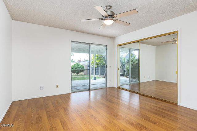 Detail Gallery Image 14 of 27 For 9645 Woodley Ave, North Hills,  CA 91343 - 3 Beds | 2 Baths