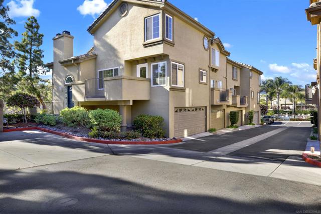 12523 El Camino Real, San Diego CA: https://media.crmls.org/mediaz/67df7ebe-afb7-411a-a758-b2217e047b3a.jpg