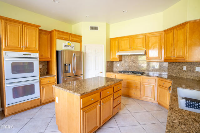 Detail Gallery Image 8 of 50 For 7113 Quito Ct, Camarillo,  CA 93012 - 5 Beds | 4/1 Baths