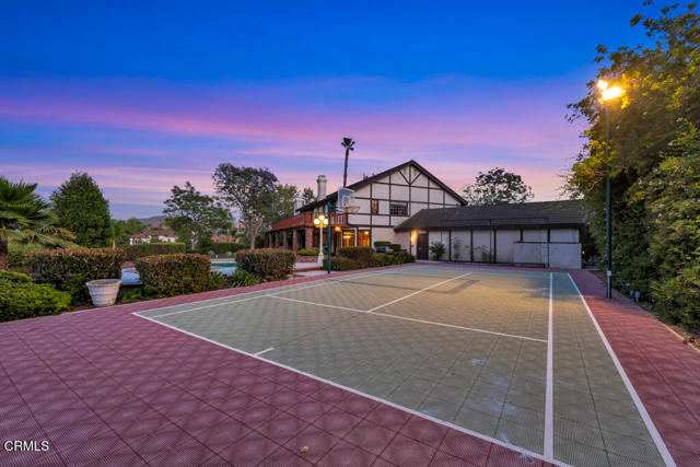 11395 Highridge Court, Camarillo CA: https://media.crmls.org/mediaz/67e44cdd-a73d-4a3a-a8d1-ce5bb6c66060.jpg