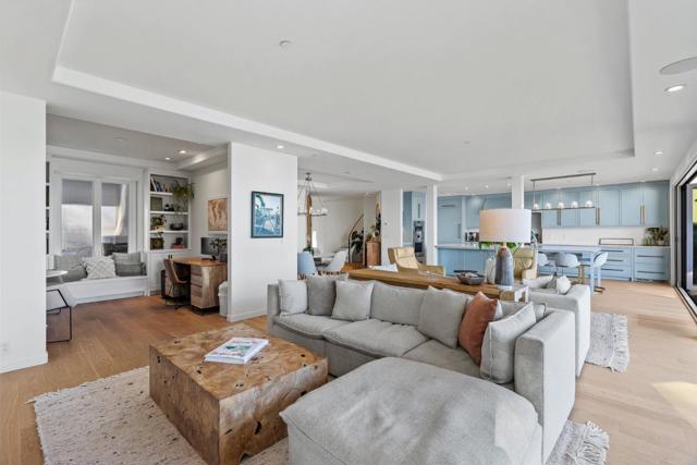 108 Grove Lane, Capitola CA: https://media.crmls.org/mediaz/67e4905d-c05a-4282-8f39-7dde26dbd690.jpg