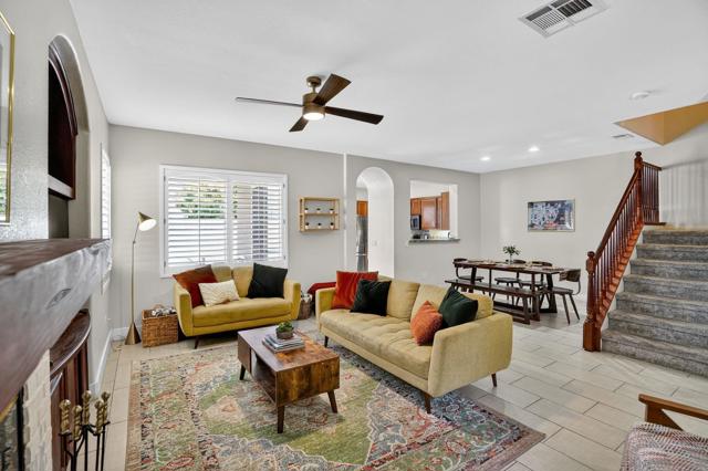 6289 Avenida De Las Vistas, San Diego CA: https://media.crmls.org/mediaz/67e60b55-e373-4404-9cb2-08b417e4a2de.jpg