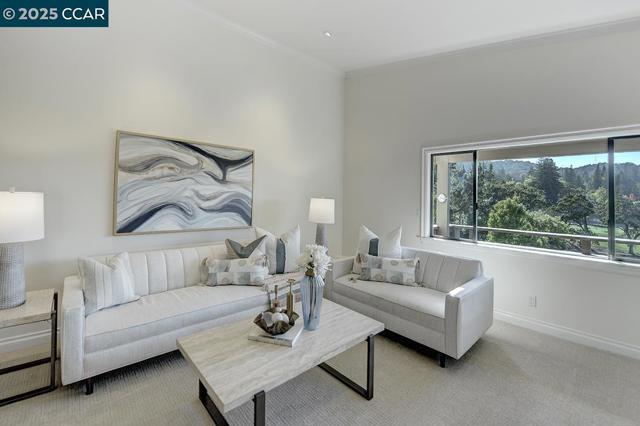 3258 Rossmoor Pkwy, Walnut Creek CA: https://media.crmls.org/mediaz/67e64f1c-1209-42da-a649-8955b4059240.jpg