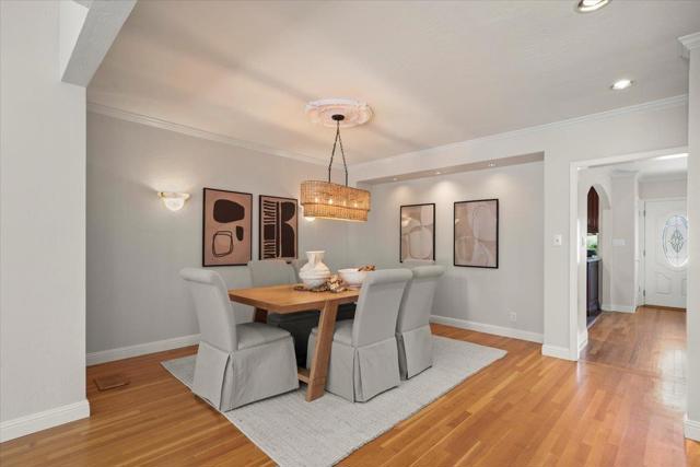15570 Loma Vista Avenue, Los Gatos CA: https://media.crmls.org/mediaz/67e6c8d8-d505-4102-9545-43199eb79189.jpg