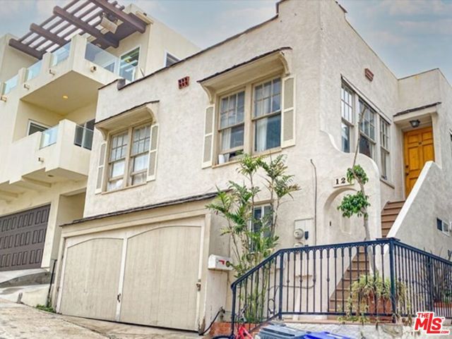 120 36TH Place, Manhattan Beach, California 90266, ,Residential Income,Sold,36TH,22115695