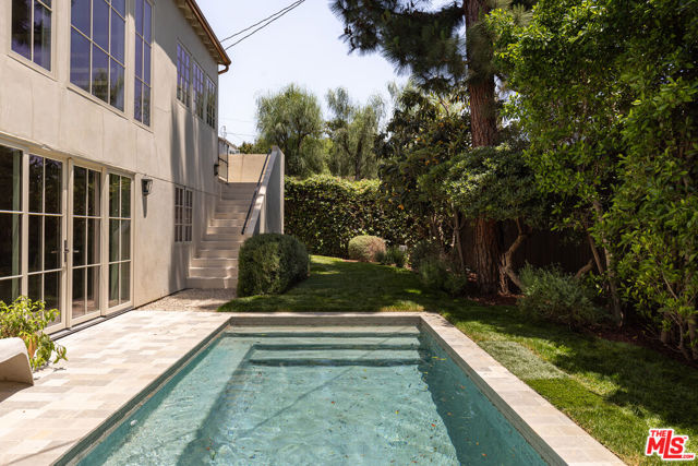 4228 Los Nietos Drive, Los Angeles CA: https://media.crmls.org/mediaz/67e84329-b6b8-4ceb-964c-34209e6637ba.jpg