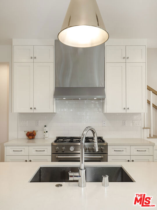 1741 S S Marvin Ave, Los Angeles CA: https://media.crmls.org/mediaz/67e87995-2fb6-4956-a388-c87ec5109448.jpg