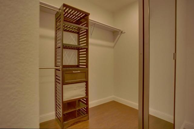 3012 4th Avenue, Sacramento CA: https://media.crmls.org/mediaz/67e8adf7-1c33-40dc-8cc9-687272dbec0b.jpg