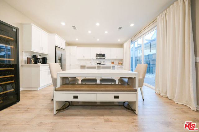 1681 Whitmore Loop, Chula Vista CA: https://media.crmls.org/mediaz/67e8c597-0e10-49b1-b026-b58a4f9de168.jpg