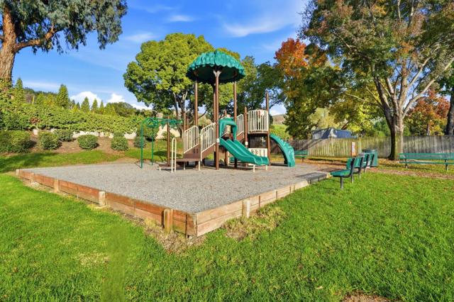 586 Old Evans Road, Milpitas CA: https://media.crmls.org/mediaz/67e8e874-60ba-44b0-95b4-3ecb2859ab7e.jpg