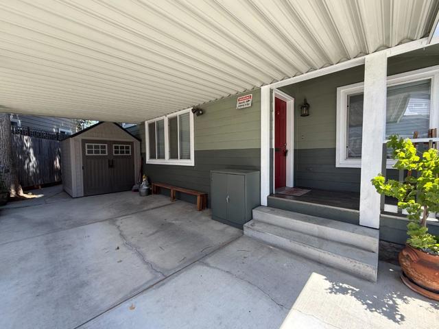 14685 Oka, Los Gatos CA: https://media.crmls.org/mediaz/67e9203a-3eae-4acd-bfc5-4201e9ec80f9.jpg