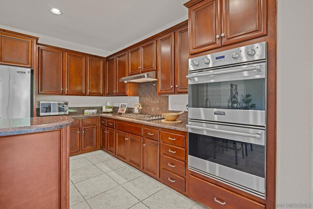 2196 Coast Ave - photo 17