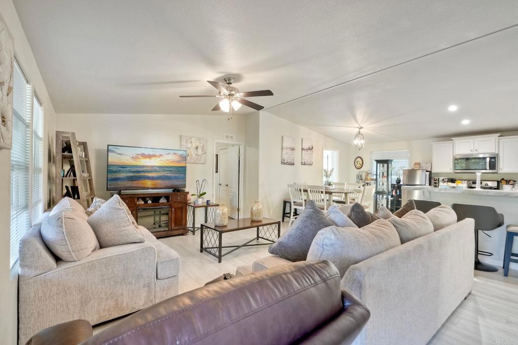 2700 Valley Park Way - photo 5