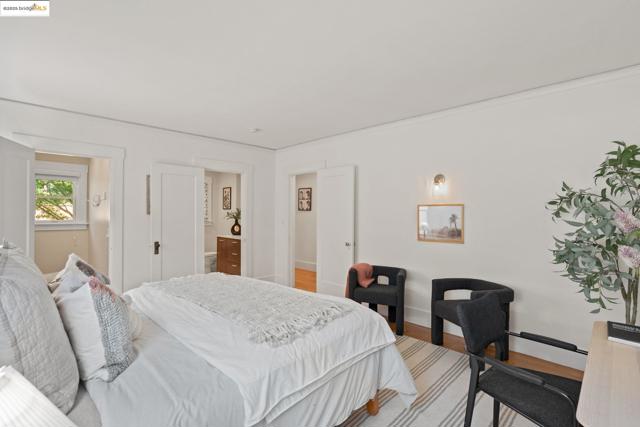 355 Arlington Ave., Berkeley CA: https://media.crmls.org/mediaz/67ea55d0-0a16-4fbf-bdcd-1241ed1fd6b3.jpg